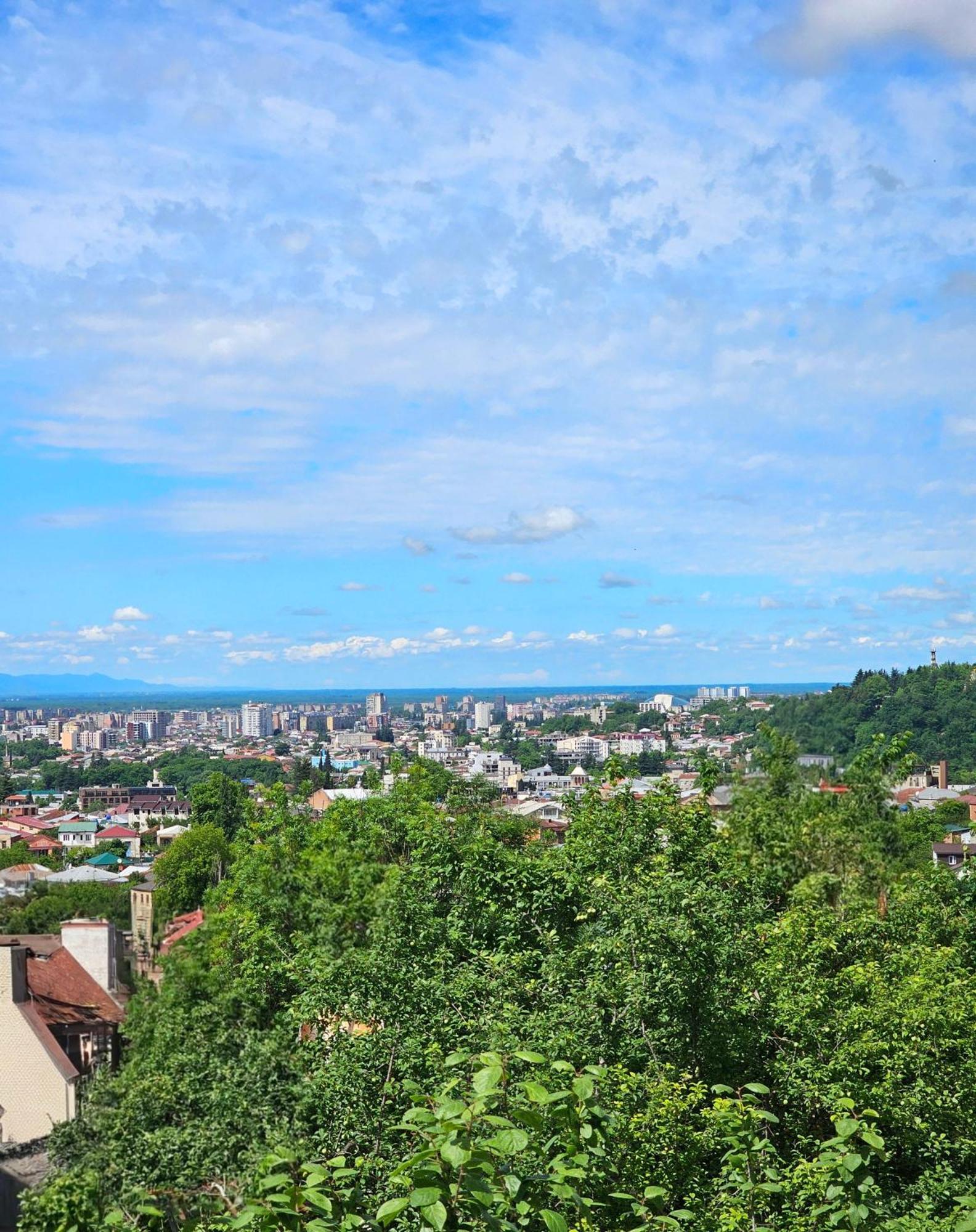 Hilltop Guest House Kutaisi Zewnętrze zdjęcie